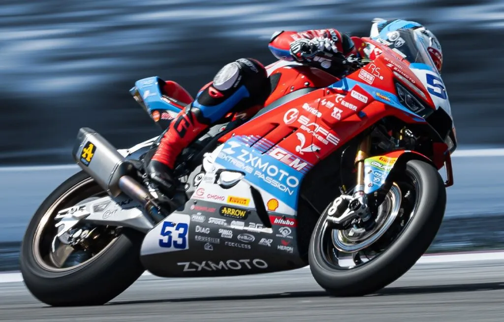 zxmoto 820rr 1024x655 jpg